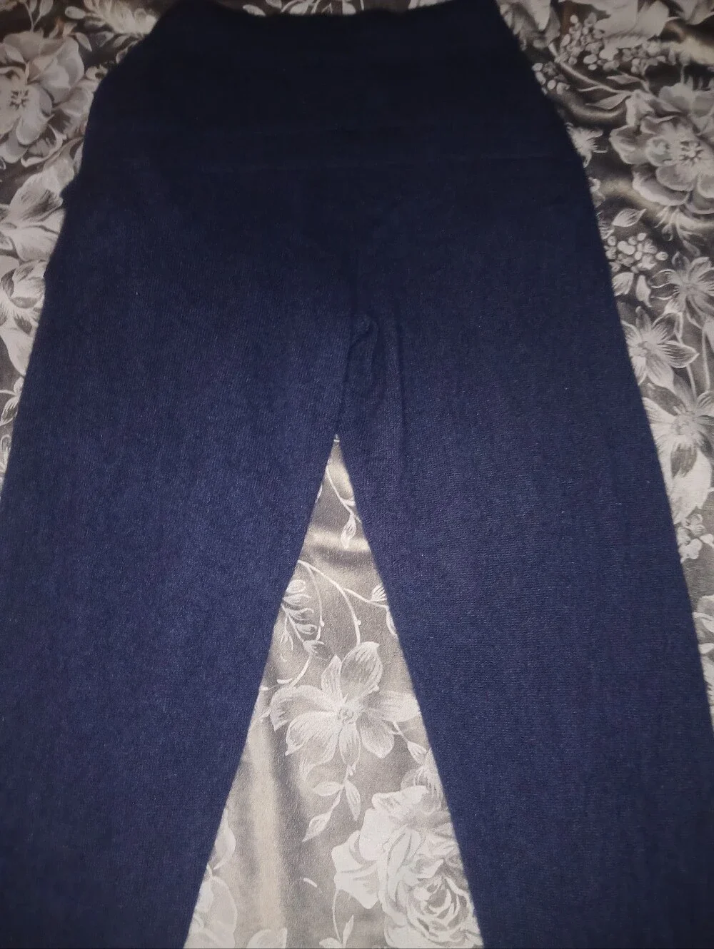 ALO Yoga Cashmere Joggers